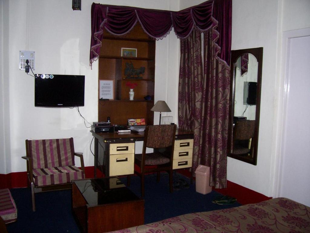 Blue Chip Hotel Колката Екстериор снимка