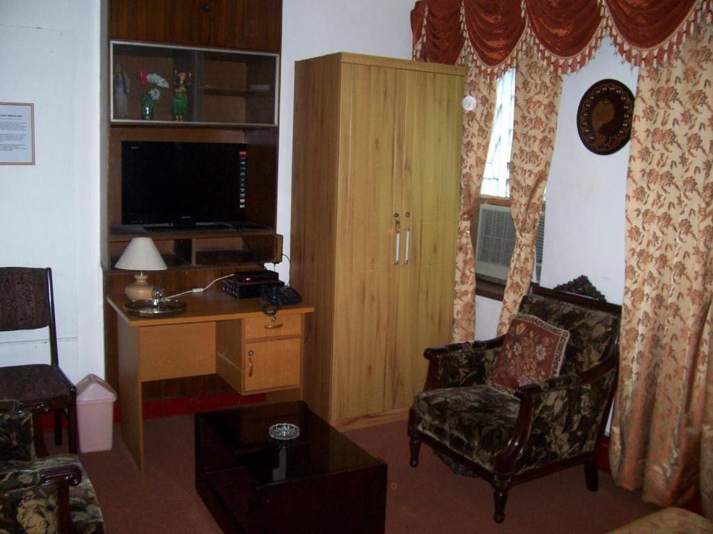 Blue Chip Hotel Колката Екстериор снимка